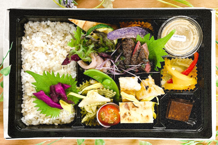 TKP金沢弁当（かがやき）牛ステーキと能登豚の贅沢弁当